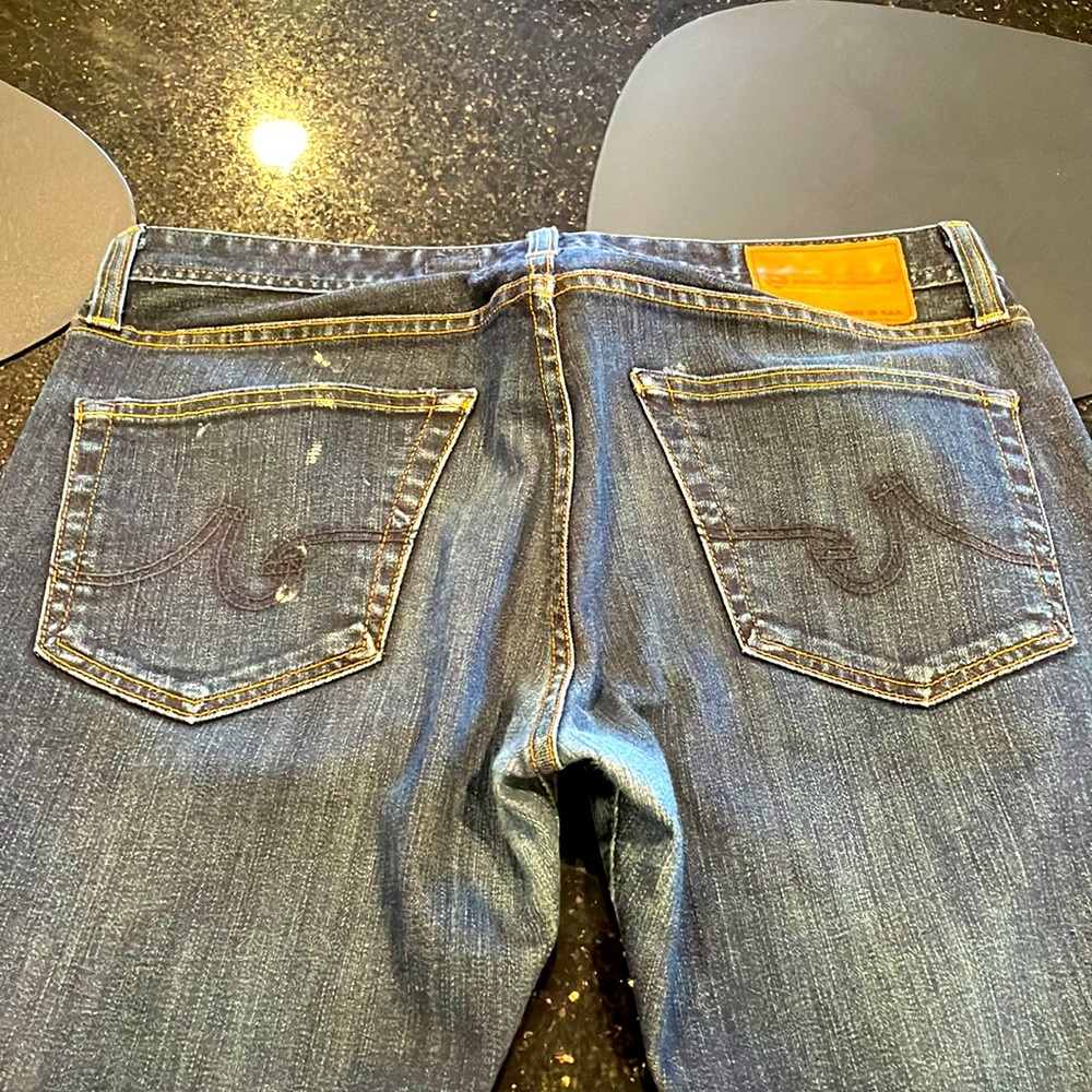 AG Adriano Goldschmied Dark Rinse Jeans!  The Matchbox Slim Slim Straight.
